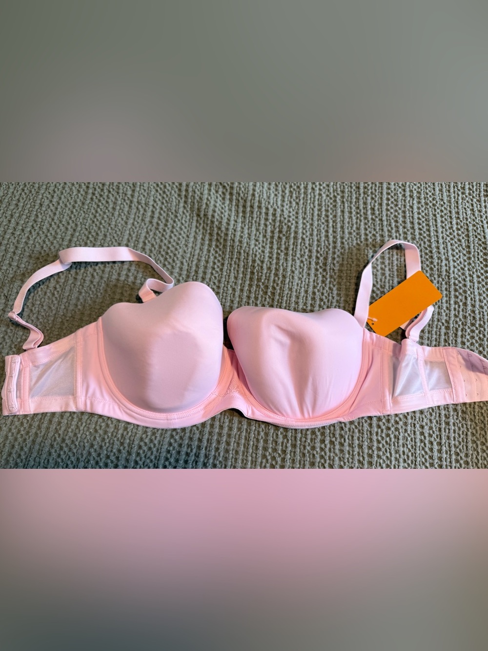 Light Pink Padded Underwire Bra with Smooth Cups